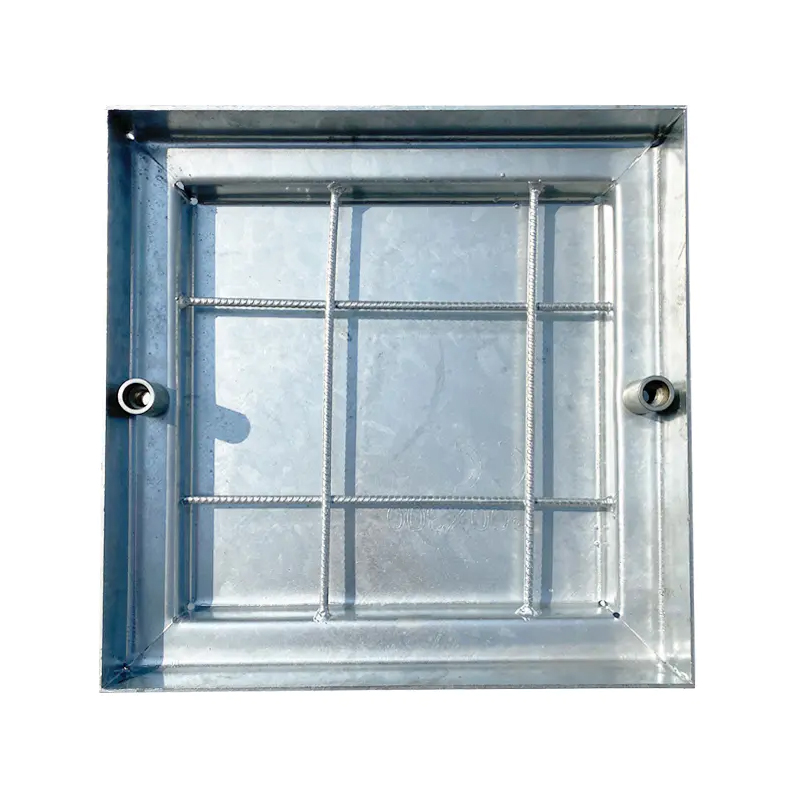 Wpuszczane pokrywy włazów Wpuszczane pokrywy i ramy włazów z podwójną uszczelką